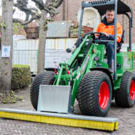 Willsi Power - Knikmops KM140E